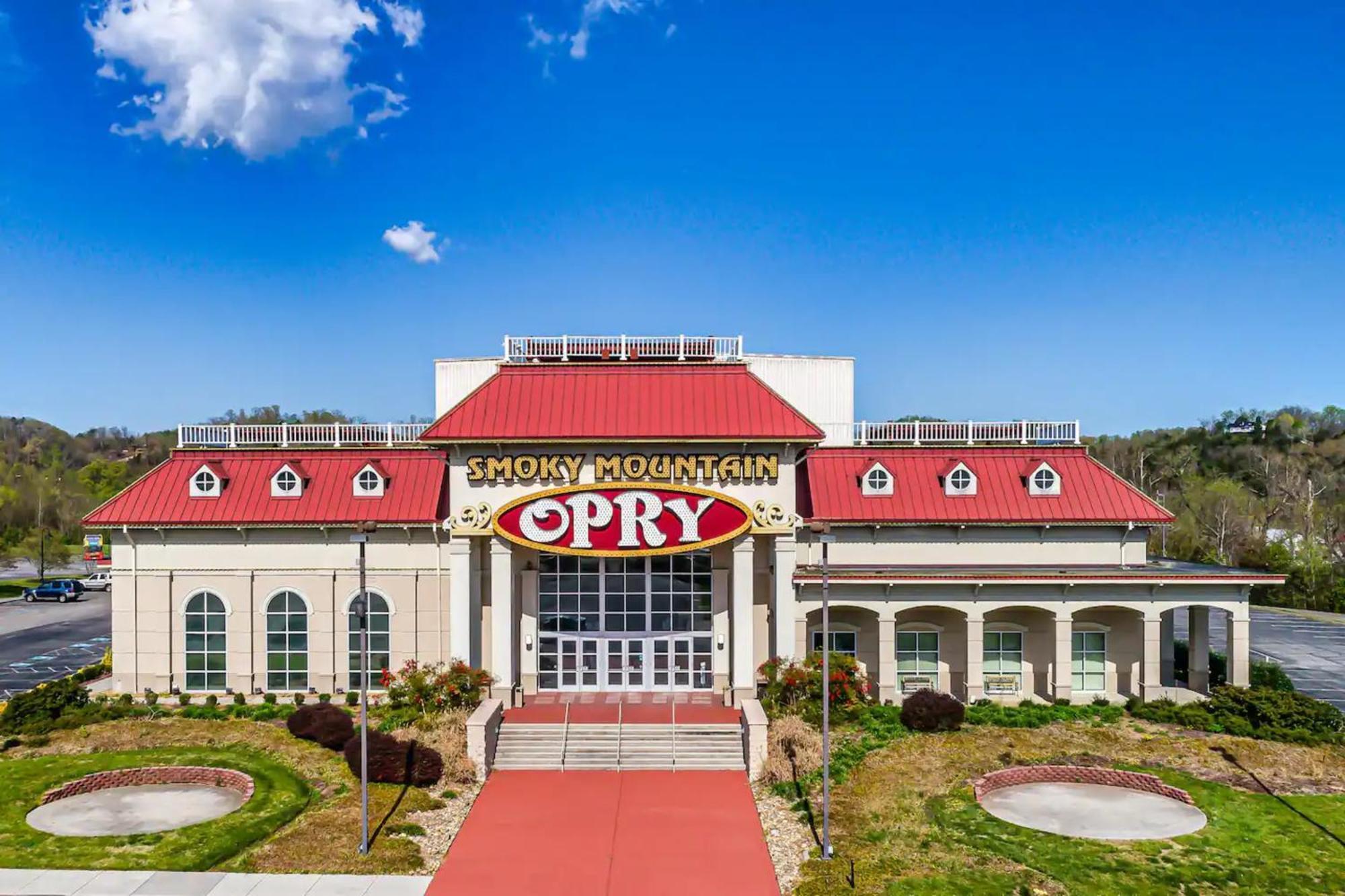 Views 1Br15Bath Pet-Friendly With Hot Tub & Bbq Pigeon Forge Exteriér fotografie